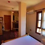 Ikiz Konaklar Selçuk
