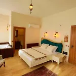 Ikiz Konaklar 5*
