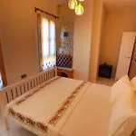 Ikiz Konaklar Selçuk